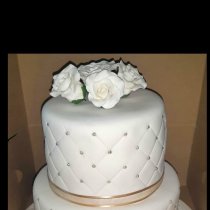 Wedding_Two-Tier_White-Roses